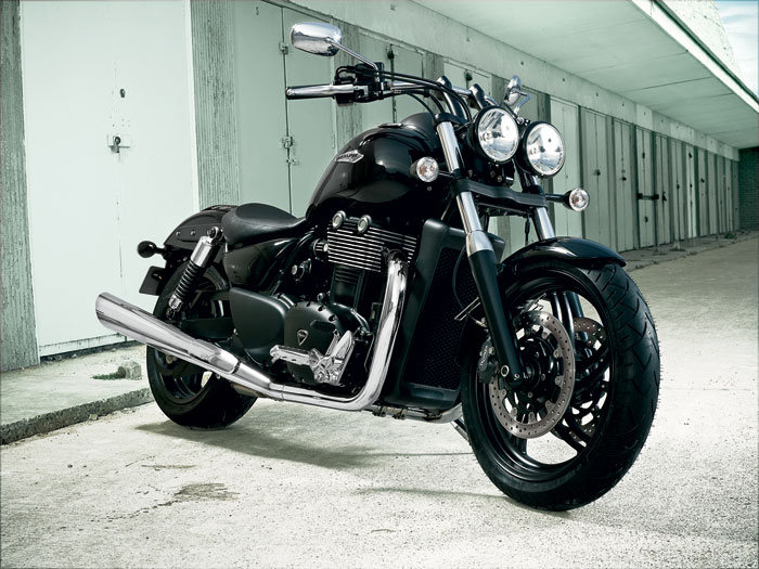 triumph thunderbird storm exhaust