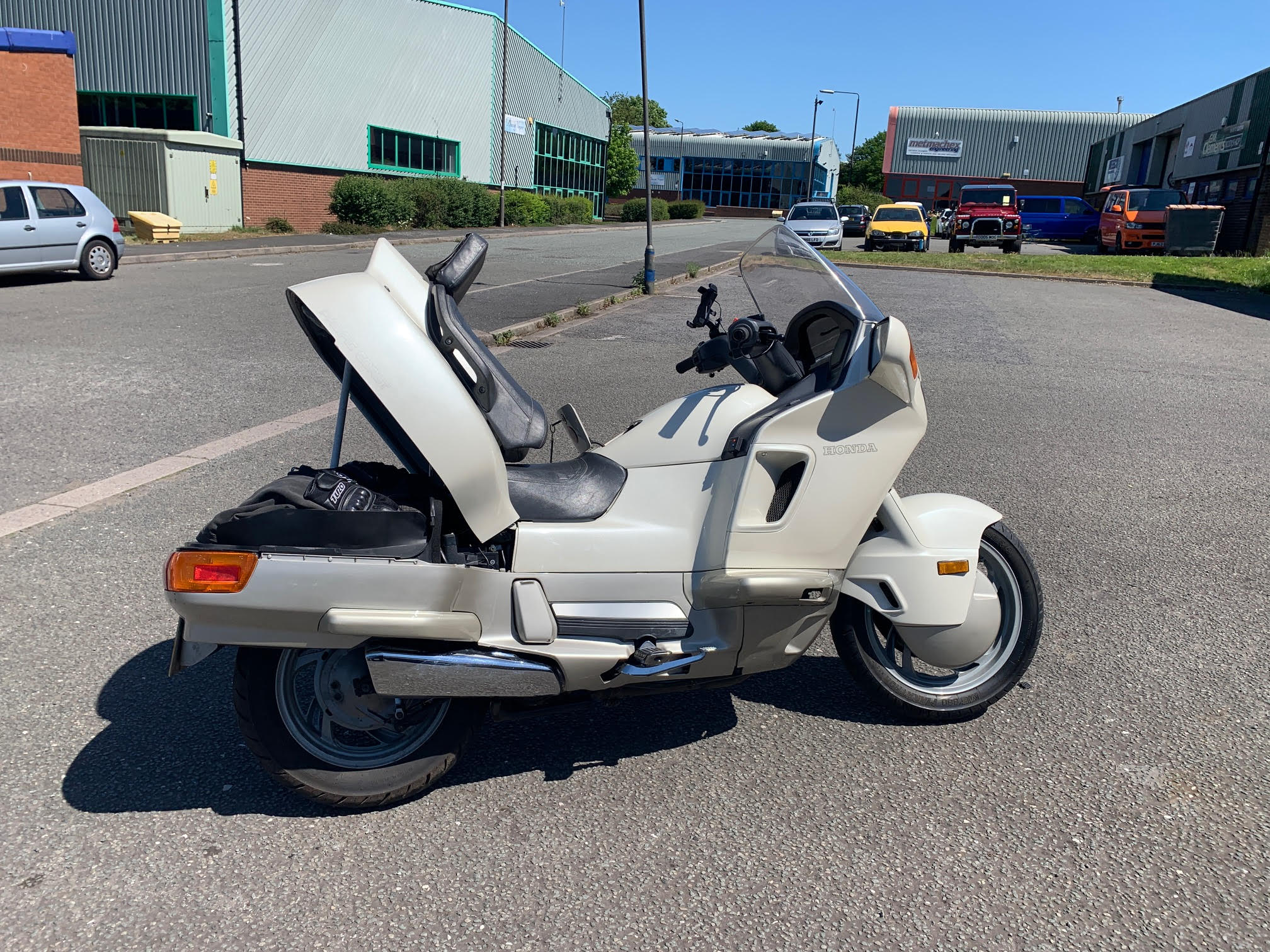 pc800 motorcycle