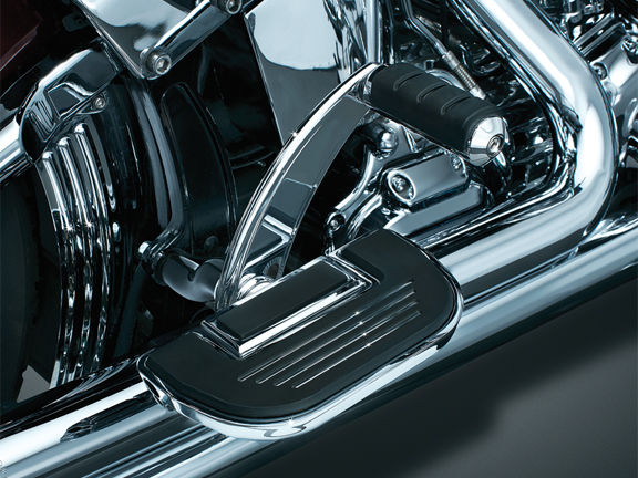 xv1600 forward controls