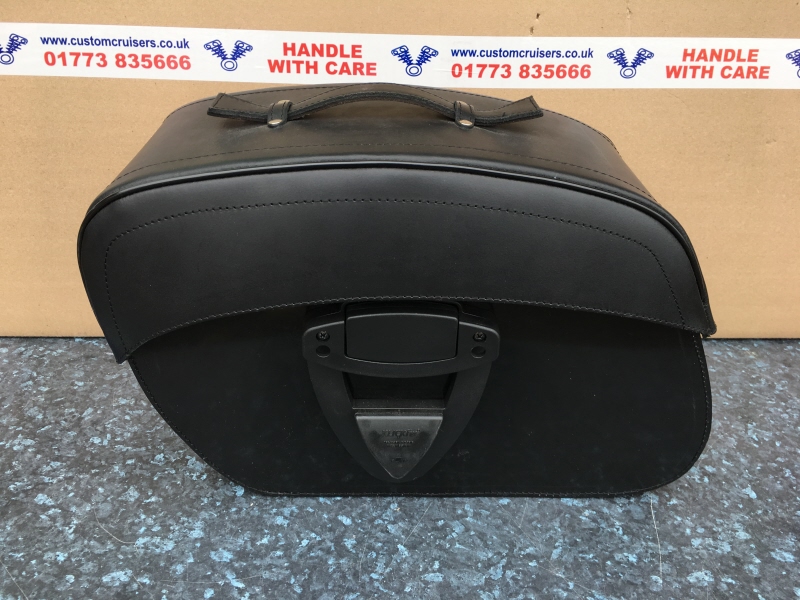 cruiser motorcycle saddlebags