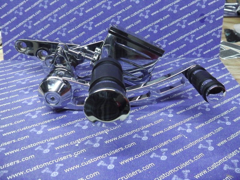 American Ironhorse Forward Controls billet chrome American Ironhorse