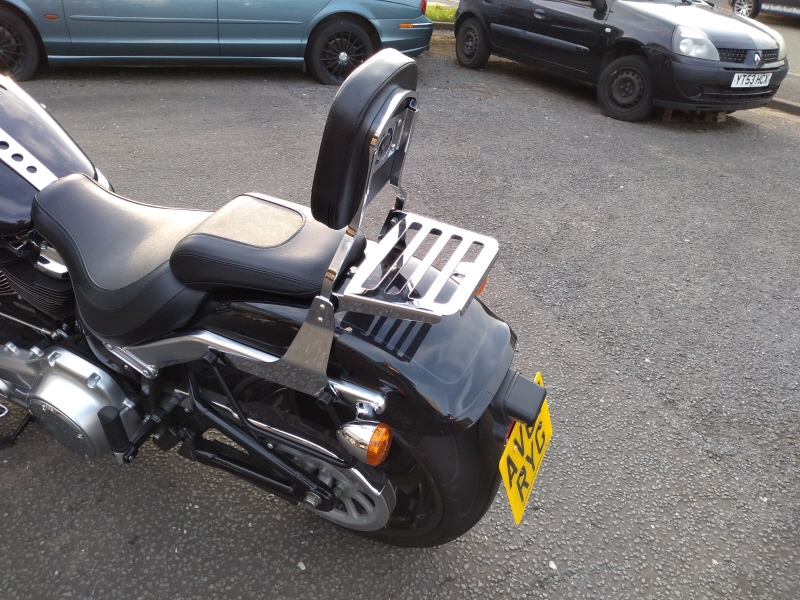 2019 fatboy sissy bar